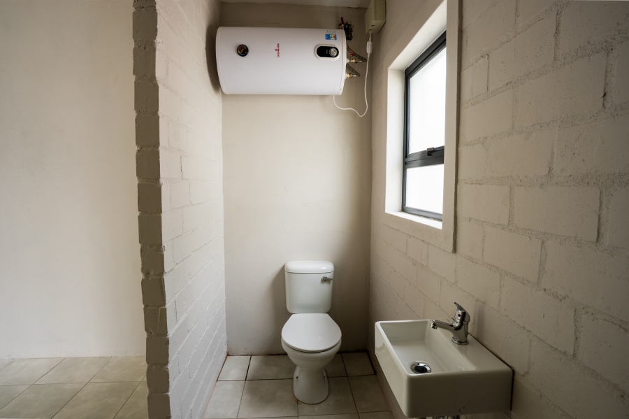 To Let 2 Bedroom Property for Rent in Wellington Central Western Cape